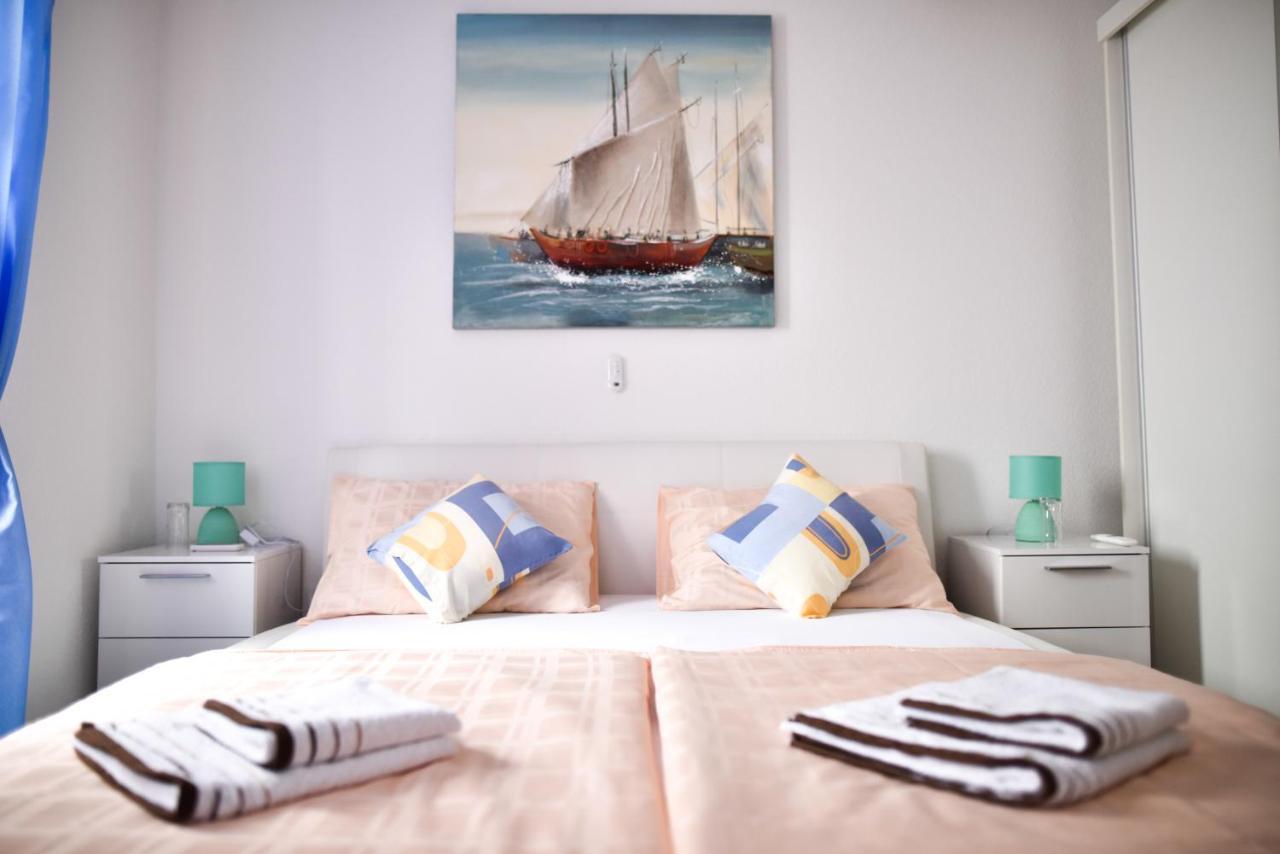 Luka'S Amber Rooms In The Center Of Trogir Extérieur photo